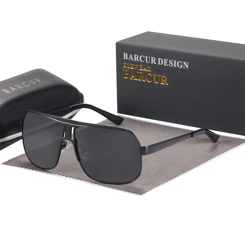 Oculos La Paz, design imponente e classico, acompanhado dos acessorios inclusos no pedido